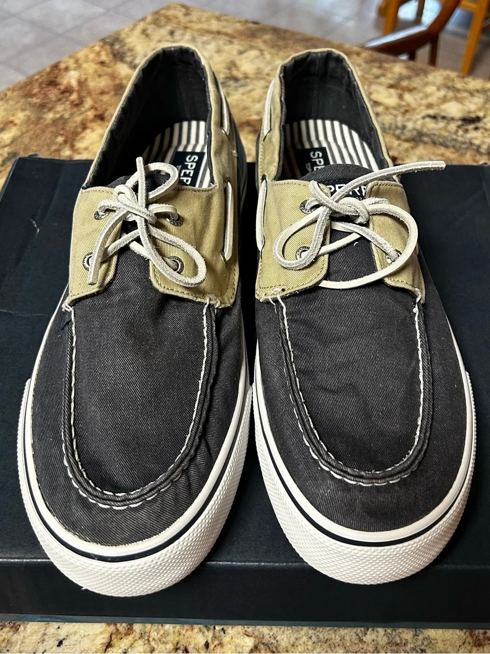 Sperry Bahama Men’s 14 Soft Canvas Boat Shoes in Navy & Khaki-Worn 1x Excellent